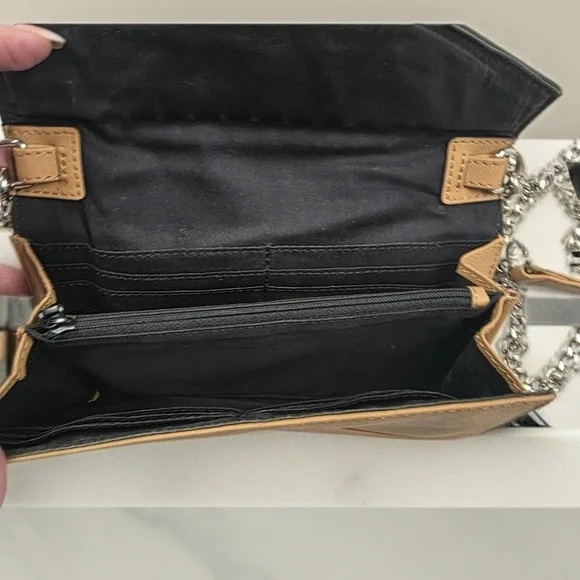 Rebecca Minkoff Studded Tan Shoulder Bag/Wristlet/Wallet W/Detachable Strap EUC - Picture 2 of 3